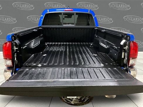 Used 2020 Toyota Tacoma SR5 image 9