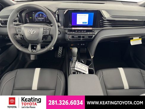 New 2026 Toyota Camry SE w/ Convenience Package FWD image 7