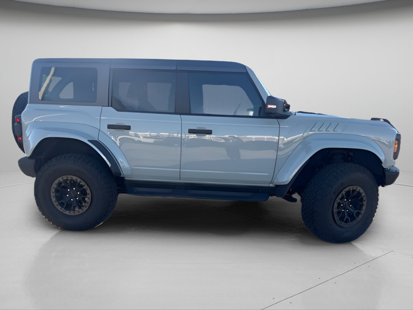 Used 2024 Ford Bronco Raptor AWD/4WD image 3