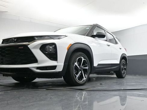 Used 2023 Chevrolet TrailBlazer RS w/ Sun and Liftgate Package image 30