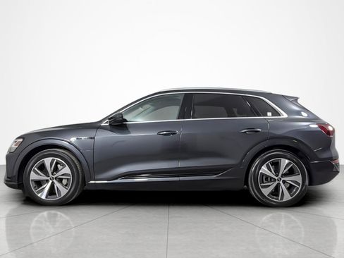 Used 2024 Audi Q8 e-tron Premium AWD/4WD image 2