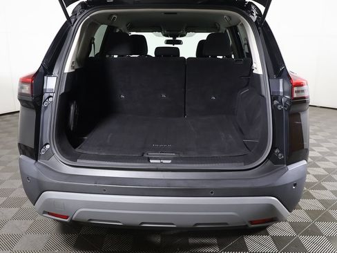 Used 2023 Nissan Rogue S AWD/4WD image 12