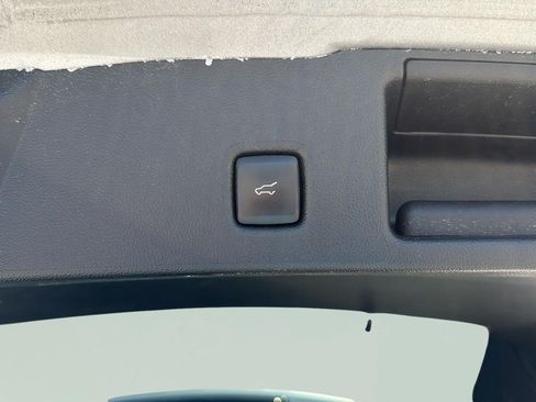 Used 2024 Ford Escape Platinum AWD/4WD image 20
