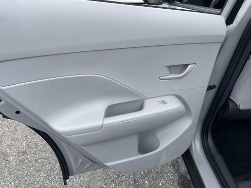 Certified 2024 Hyundai Kona SEL w/ Convenience Package AWD/4WD image 14
