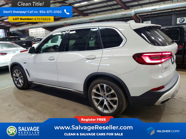 Used 2022 BMW X5 xDrive45e AWD/4WD image 3