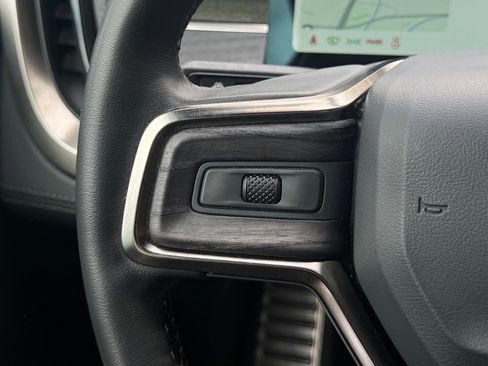 Used 2024 Rivian R1S Launch Edition image 63