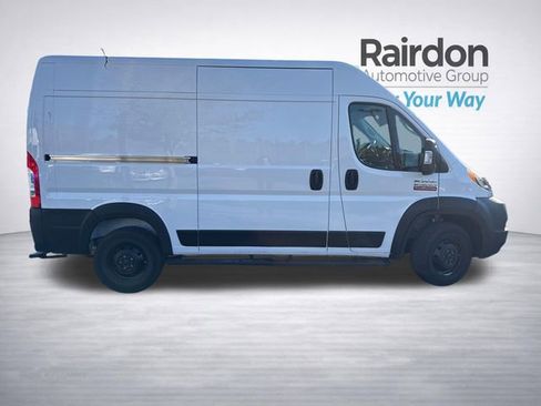 Used 2021 RAM ProMaster 2500 w/ Convenience Group FWD image 8