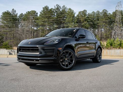 Used 2022 Porsche Macan w/ Premium Package Plus AWD/4WD image 1