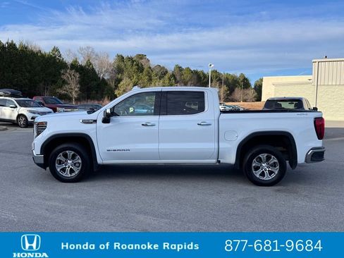Used 2025 GMC Sierra 1500 SLT image 3
