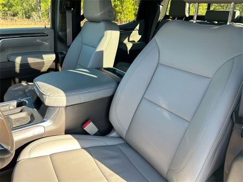 Used 2026 Chevrolet Silverado 1500 LTZ w/ LTZ Premium Package image 15