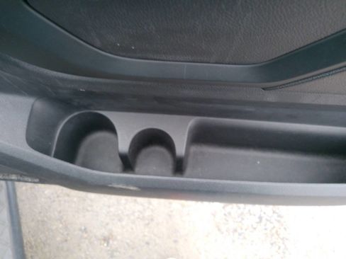 Used 2018 Nissan Titan SL w/ Midnight Edition image 31