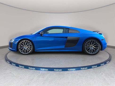 Used 2017 Audi R8 V10 plus image 7