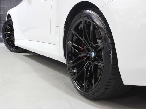 Used 2024 BMW M2 w/ Lighting Package image 19