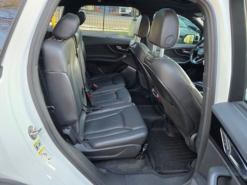 Used 2017 Audi Q7 2.0T Premium Plus w/ Premium Plus Package image 13