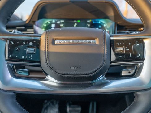 New 2026 Land Rover Range Rover SE image 14