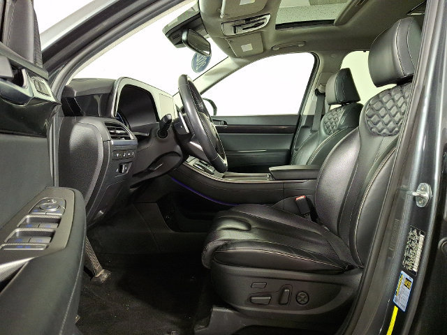 Used 2022 Hyundai Palisade Limited w/ Winter Package AWD/4WD image 16