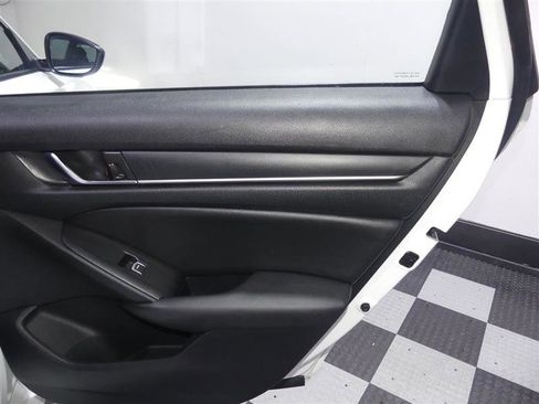 Used 2021 Honda Accord Sport image 24