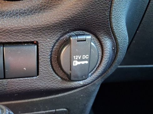 Used 2017 Jeep Wrangler Unlimited Sport AWD/4WD image 29