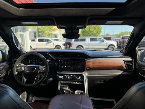Used 2023 GMC Sierra 1500 Denali Ultimate image 24