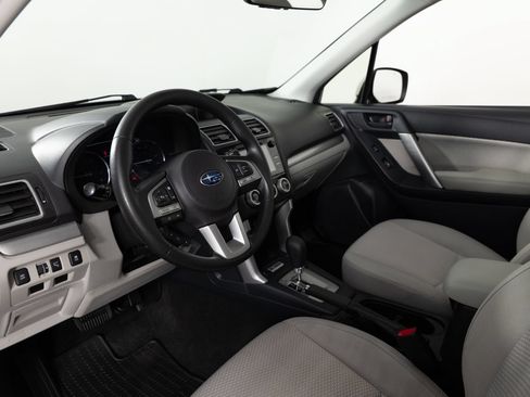 Used 2017 Subaru Forester 2.5i Premium AWD/4WD image 14
