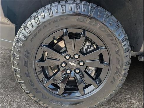 Used 2022 Chevrolet Colorado ZR2 w/ ZR2 Dusk Special Edition AWD/4WD image 20