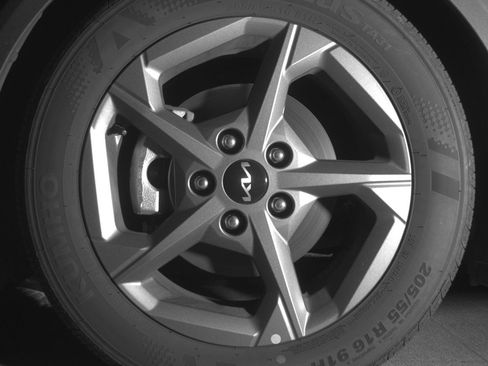Used 2025 Kia K4 FWD image 12