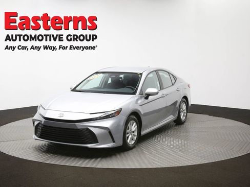 Used 2025 Toyota Camry LE FWD image 54