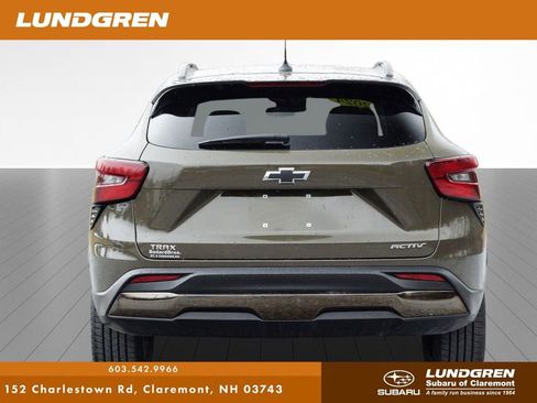 Used 2024 Chevrolet Trax ACTIV w/ Sunroof Package FWD image 30
