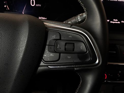 Used 2025 Buick Encore GX Preferred FWD image 32