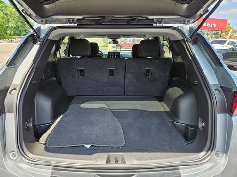 Used 2025 Chevrolet Blazer LT w/ Driver Confidence Package image 26