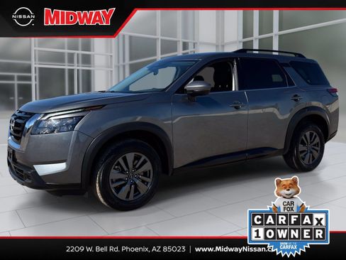 Certified 2025 Nissan Pathfinder SV AWD/4WD image 1