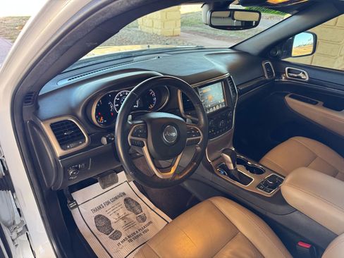 Used 2017 Jeep Grand Cherokee Limited 75th Anniversary image 11
