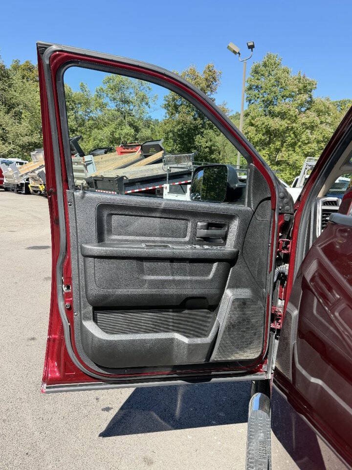 Used 2020 RAM 3500 Tradesman AWD/4WD image 19