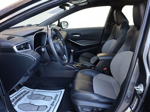 Used 2021 Toyota Corolla XSE image 16