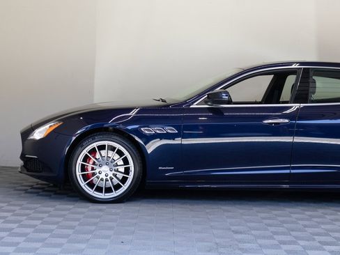 Used 2017 Maserati Quattroporte S GranLusso Q4 image 8