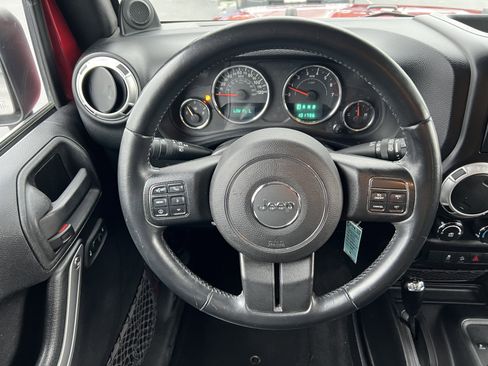 Used 2012 Jeep Wrangler Unlimited Sahara w/ Connectivity Group image 23