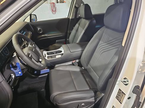 New 2026 Hyundai Palisade SEL Premium FWD image 16