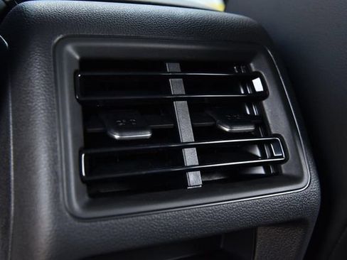 New 2026 Volkswagen Tiguan SE R-Line AWD/4WD image 23