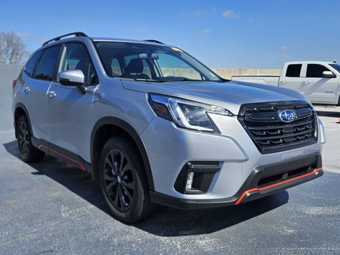 Used 2023 Subaru Forester Sport image 2
