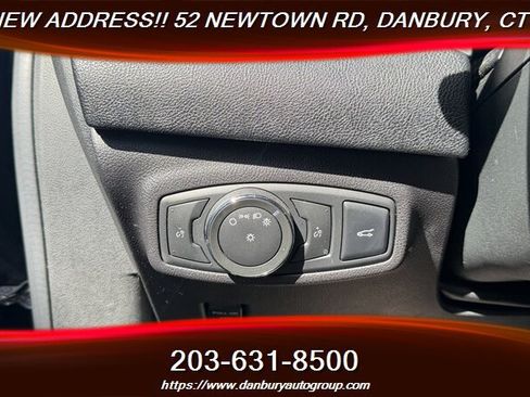 Used 2017 Lincoln MKC Reserve w/ Lincoln MKC Climate Package AWD/4WD image 19