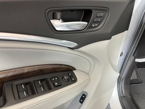 Used 2020 Acura MDX SH-AWD w/ Advance Package image 32