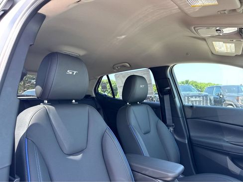 New 2026 Buick Encore GX Sport Touring w/ Comfort Package FWD image 5