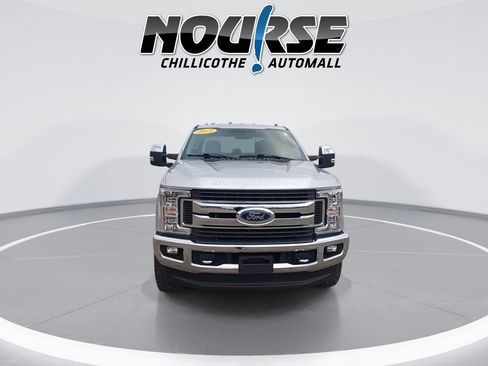 Used 2019 Ford F250 XLT w/ XLT Premium Package image 3
