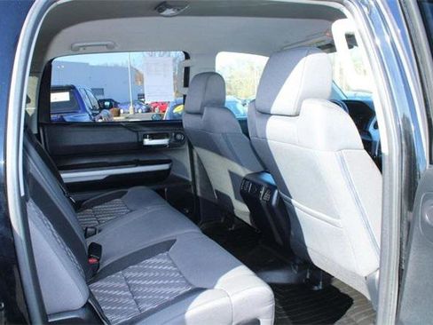 Certified 2019 Toyota Tundra SR5 image 10