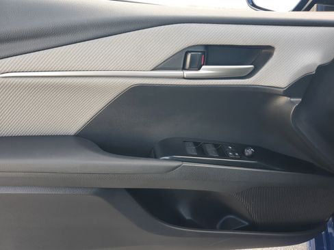 Used 2025 Toyota Camry SE image 20