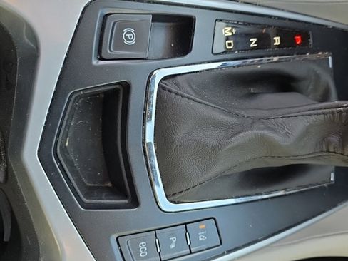 Used 2016 Cadillac SRX Premium image 20