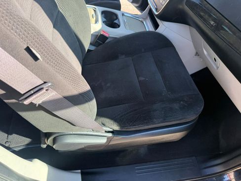Used 2015 Dodge Grand Caravan SXT w/ UConnect Hands-Free Group image 20