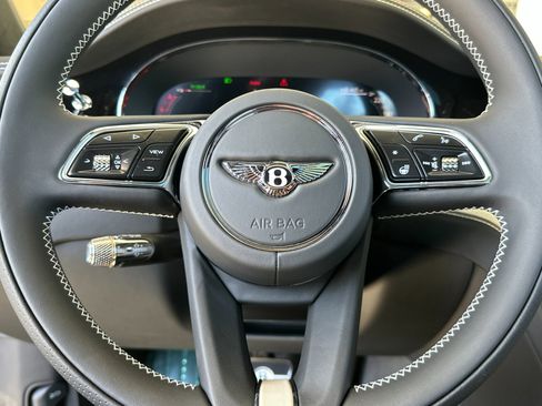 New 2025 Bentley Flying Spur Plug-In Hybrid image 26