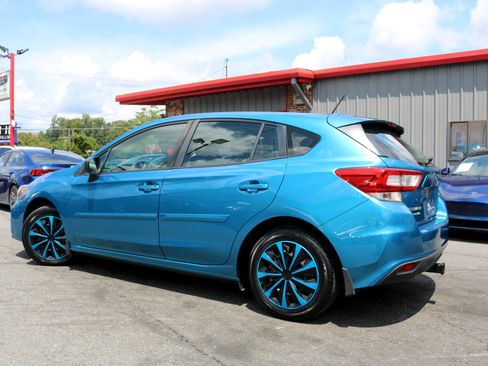 Used 2017 Subaru Impreza 2.0i image 6