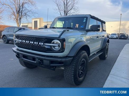 Certified 2022 Ford Bronco Wildtrak image 3